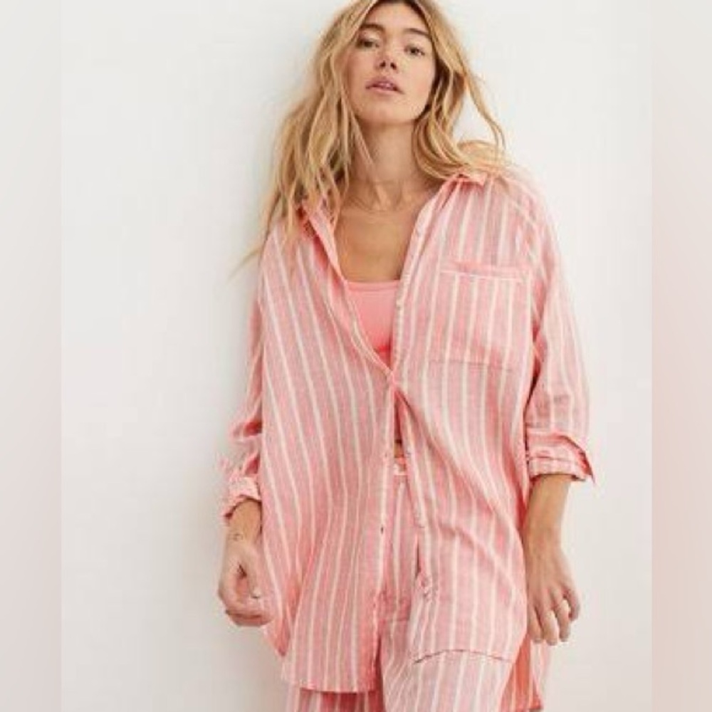 Aerie Long sleeved Pink Striped Linen Button-Up Shirt